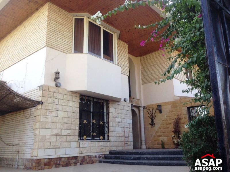 Villa for Rent in Sheikh Zayed Villa for Rent in Sheikh Zayed