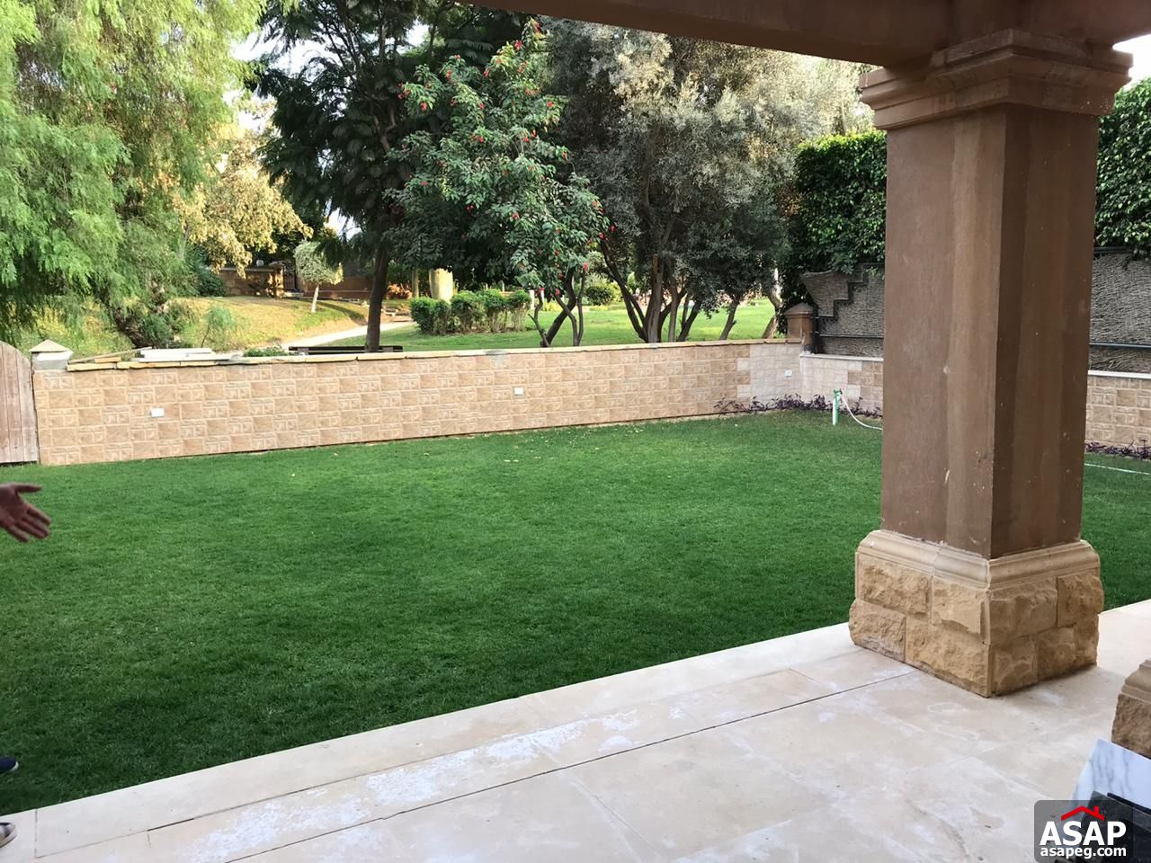 Twin House with Garden for Rent in Bellagio Compound Twin House with Garden for Rent in Bellagio Compound