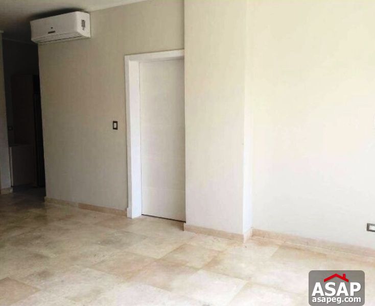 Studio for Rent in Village Gate Studio for Rent in Village Gate