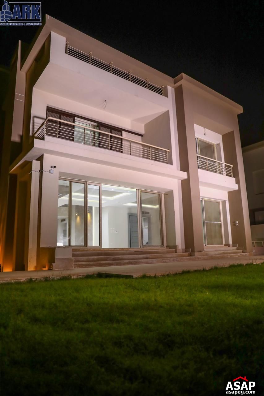 Villa for Rent in CFC Compound