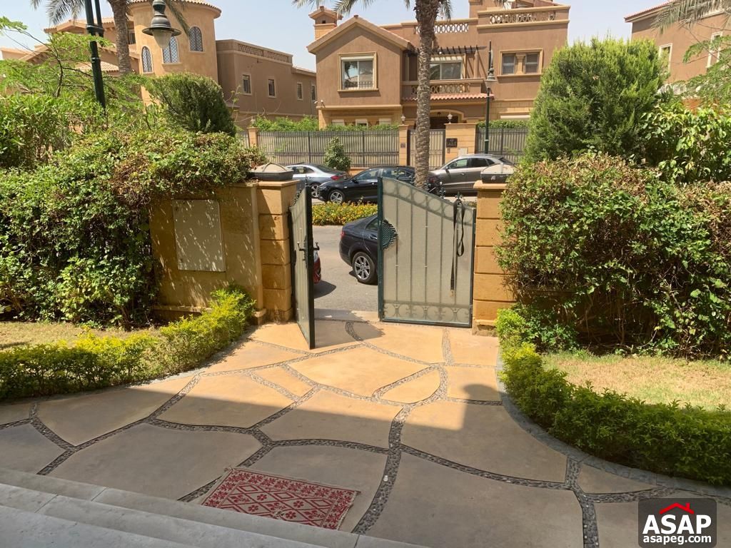 Stand Alone Villa with Swimming Pool in Bellagio Stand Alone Villa with Swimming Pool in Bellagio