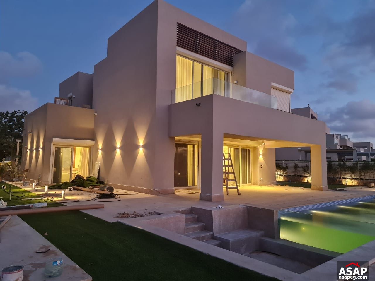 Villa with Pool for Sale in Hacienda Bay