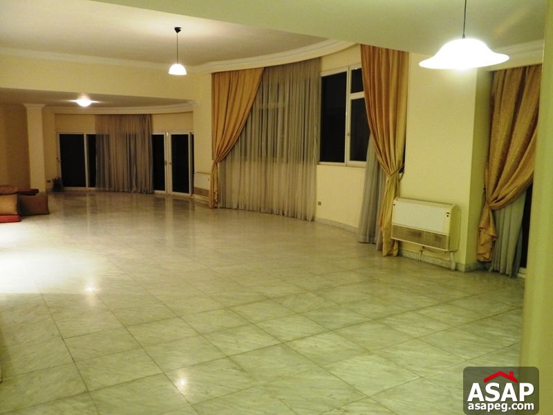 Penthouse for Rent in Maadi