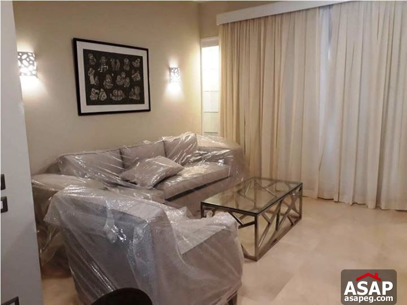 Studio with Garden for Rent in Village Gate Studio with Garden for Rent in Village Gate