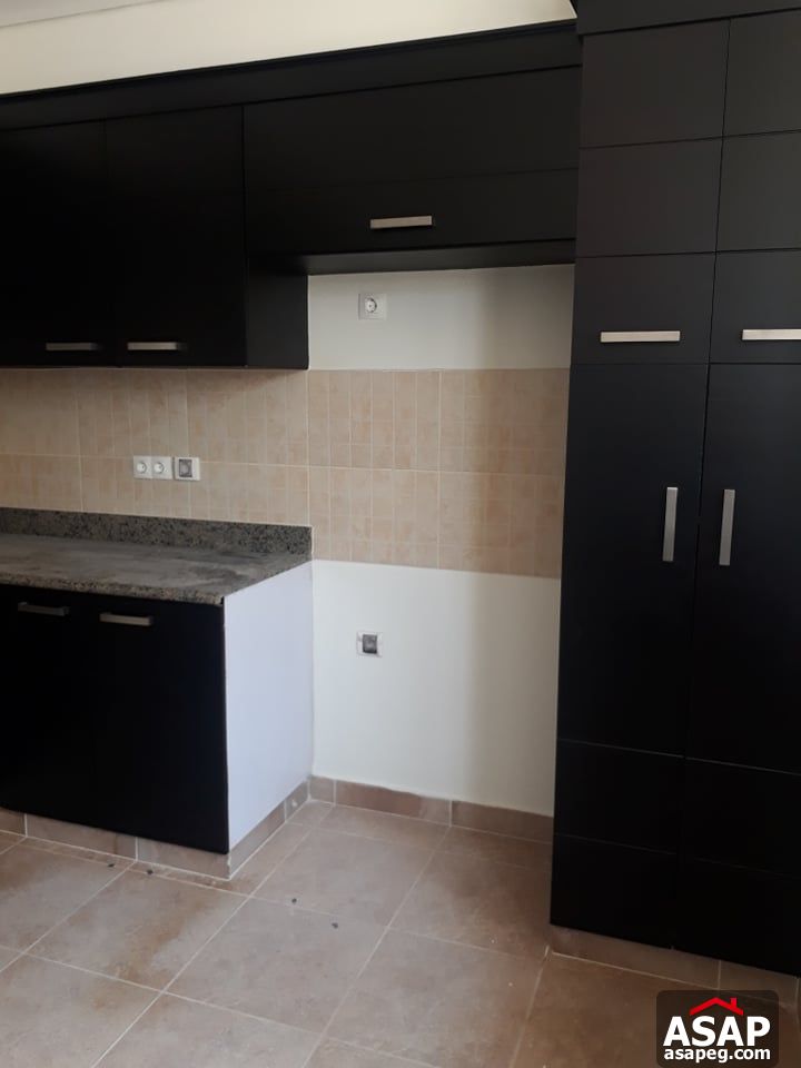 Duplex with Garden for Rent in Uptown Cairo