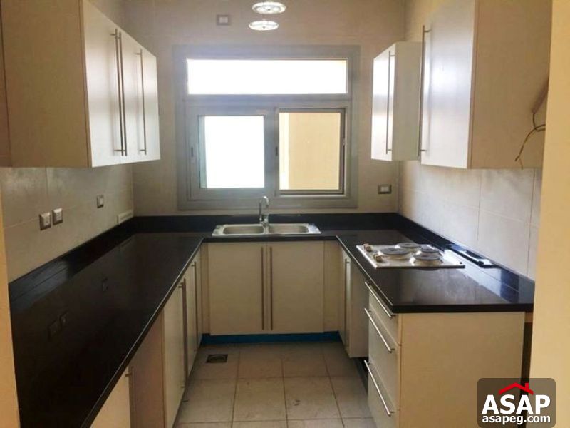 Furnished Studio for Rent in Village Gate