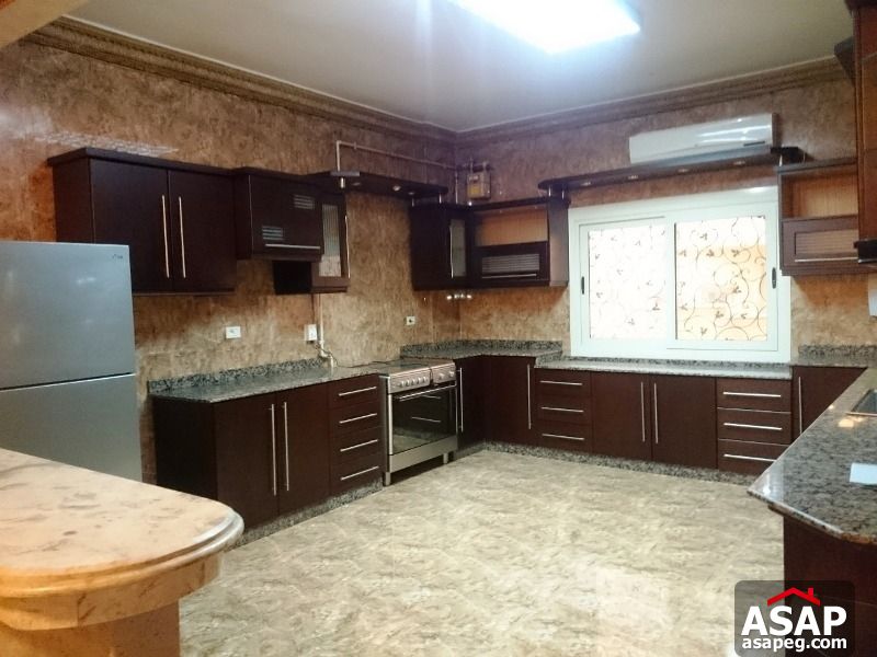 Duplex with Pool for Rent in West Golf Duplex with Pool for Rent in West Golf