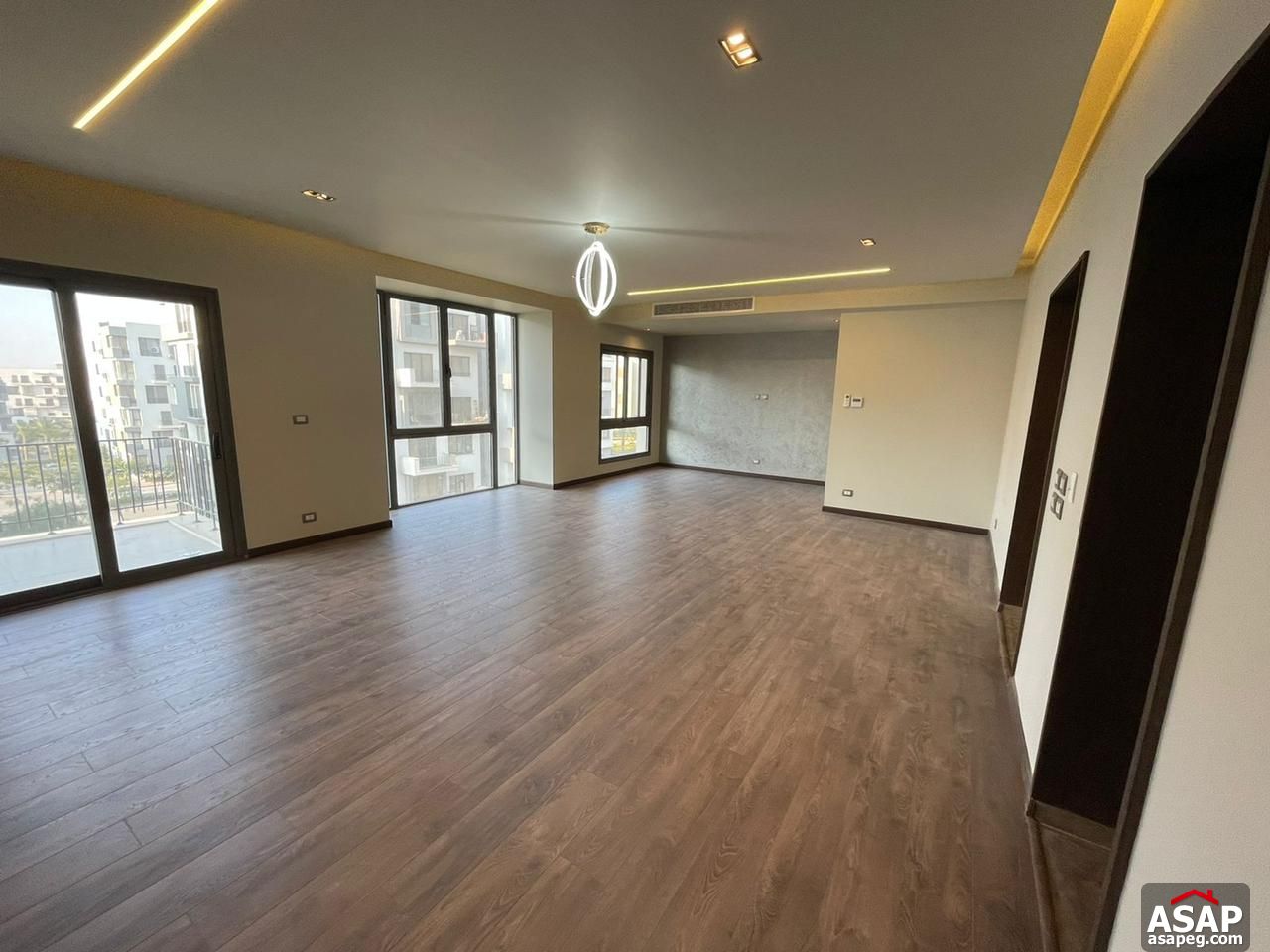 Flat for Rent in Eastown Compound Flat for Rent in Eastown Compound