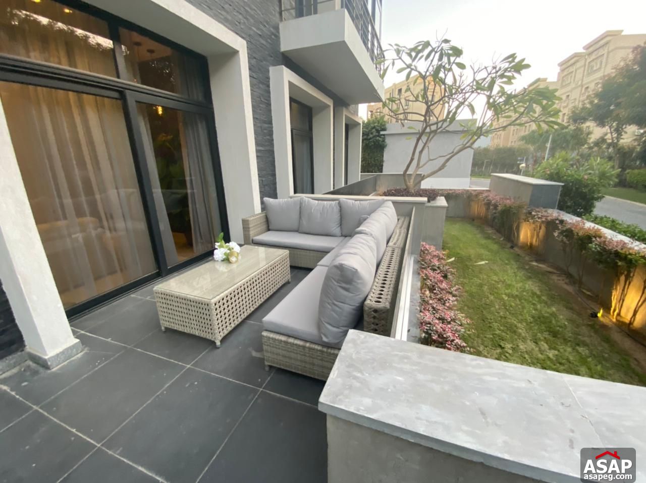 Ground Floor for Rent in the WaterWay