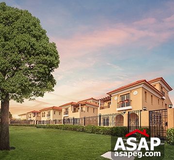 Town House for Sale in Hyde Park Compound Town House for Sale in Hyde Park Compound