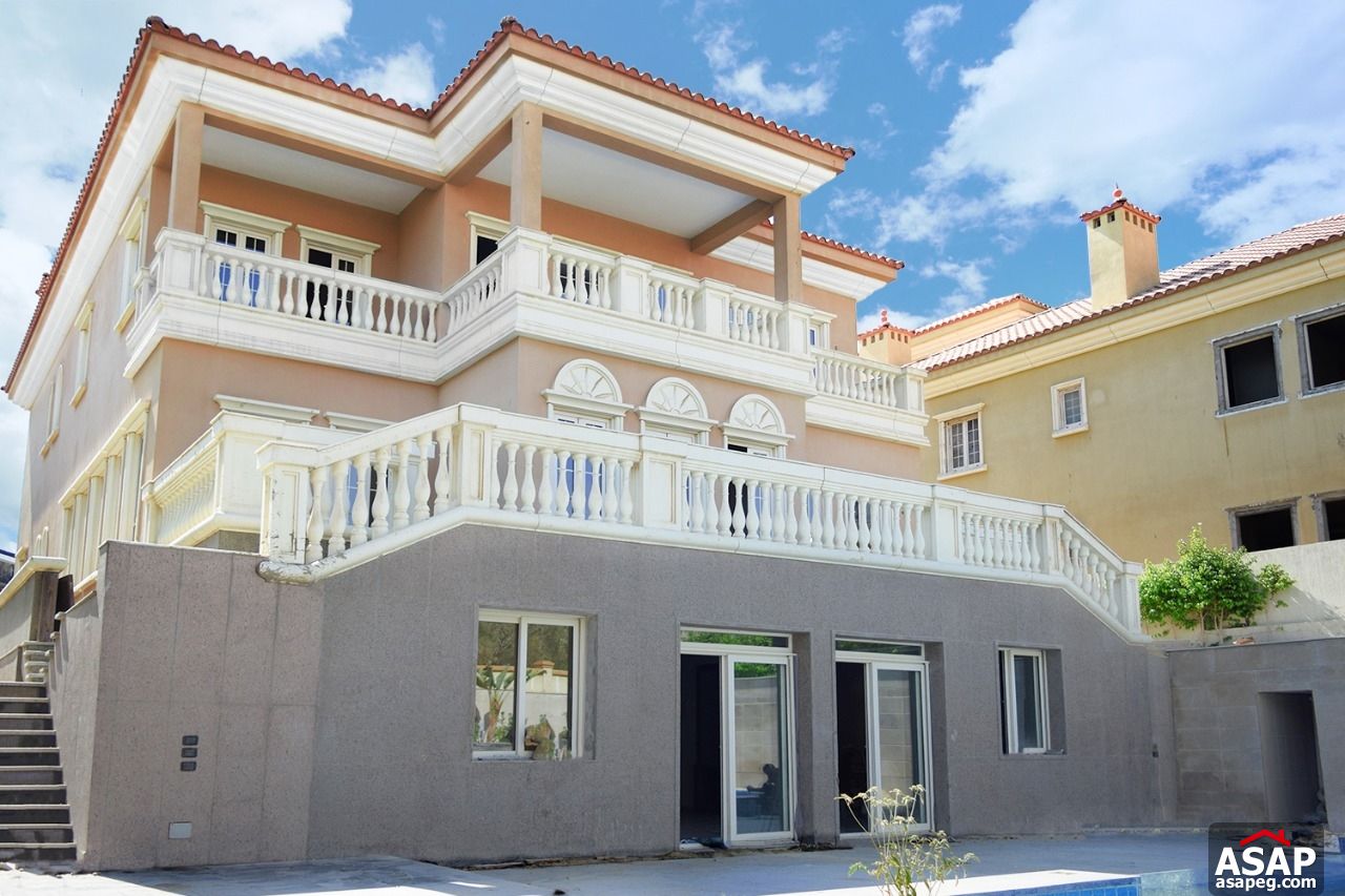 Stand Alone Villa with Swimming pool in Cairo Festival City