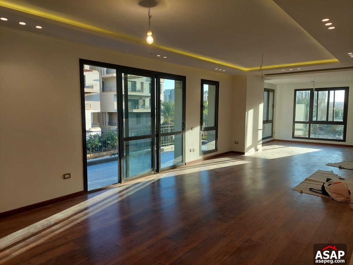 Triplex with Roof for Rent in Eastown Sodic Triplex with Roof for Rent in Eastown Sodic