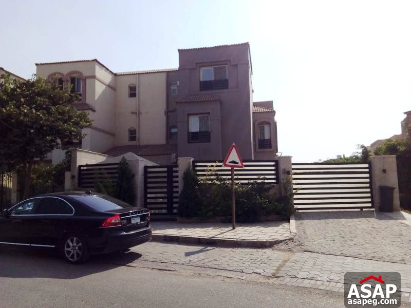 Twin House with Garden for Rent in Katameya Residence