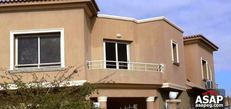 Villa with Pool for Rent in Paradise Compound Villa with Pool for Rent in Paradise Compound