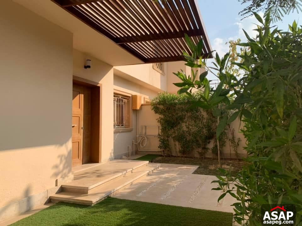 Twin House for Rent in Greens Compound Twin House for Rent in Greens Compound