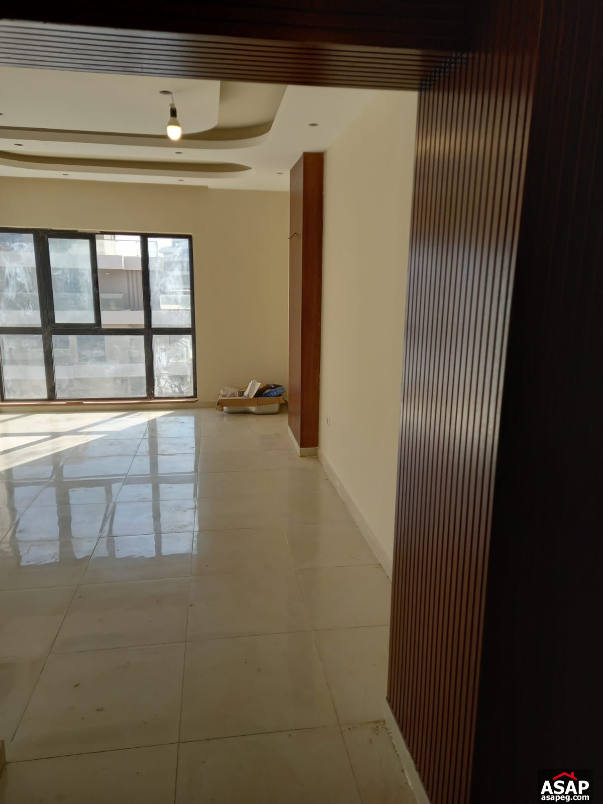 Fully-Finished Apartment in Villette Fully-Finished Apartment in Villette