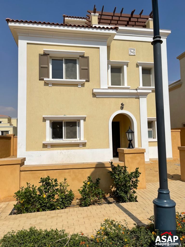 Stand Alone Villa in Mivida Compound