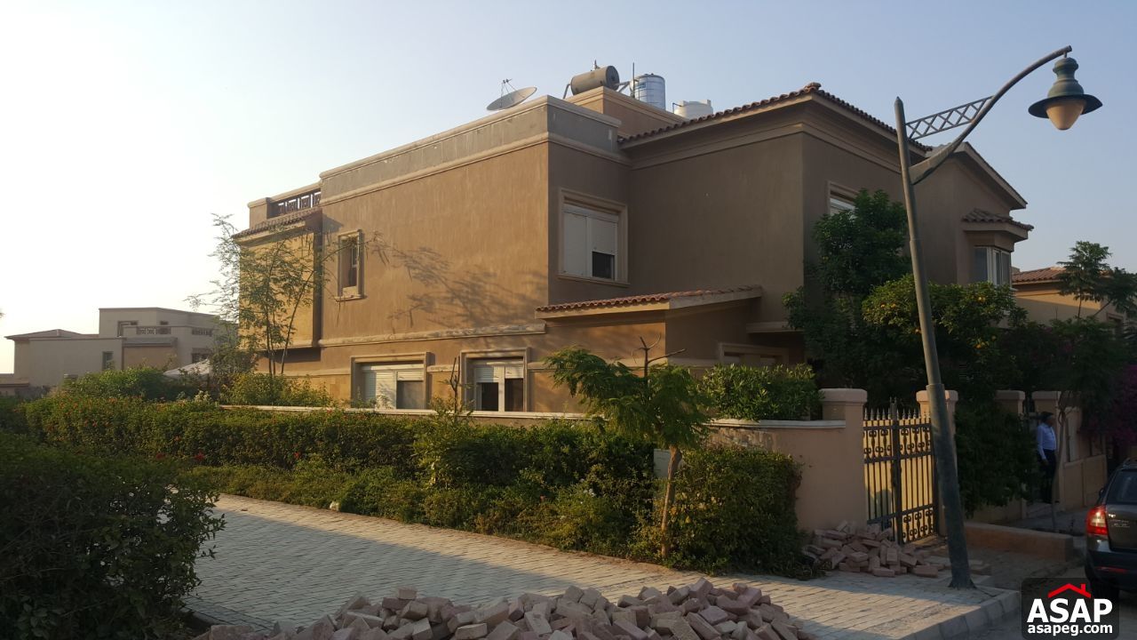 Villa for Rent in Meadows Park Villa for Rent in Meadows Park