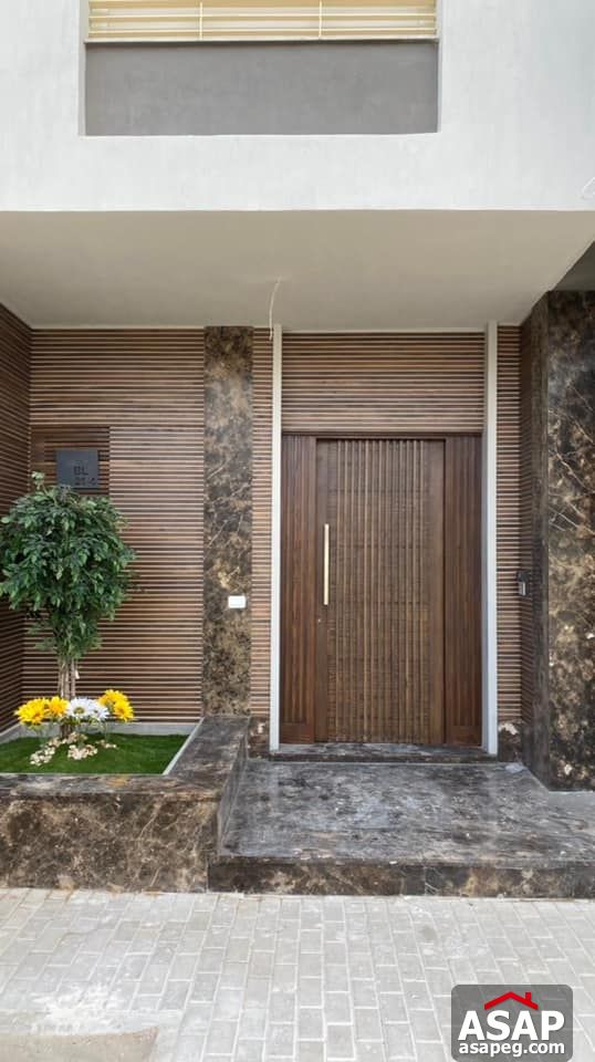 Town House for Rent in Palm Hills