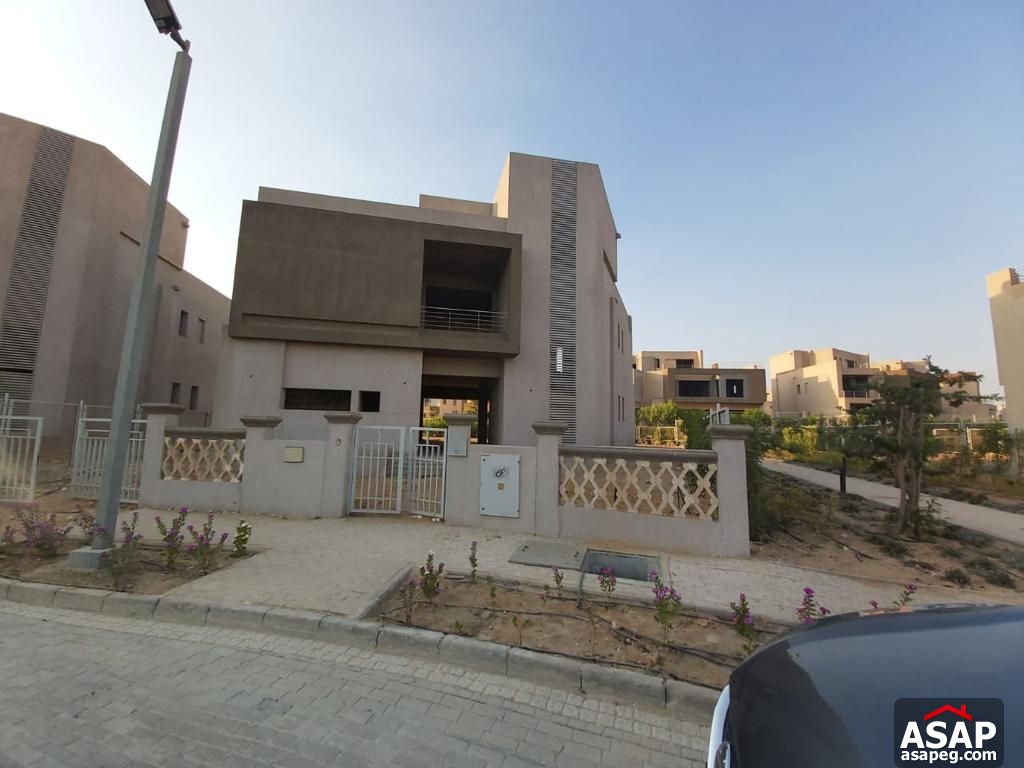Sale Core and Shell Villa in 6 October Sale Core and Shell Villa in 6 October