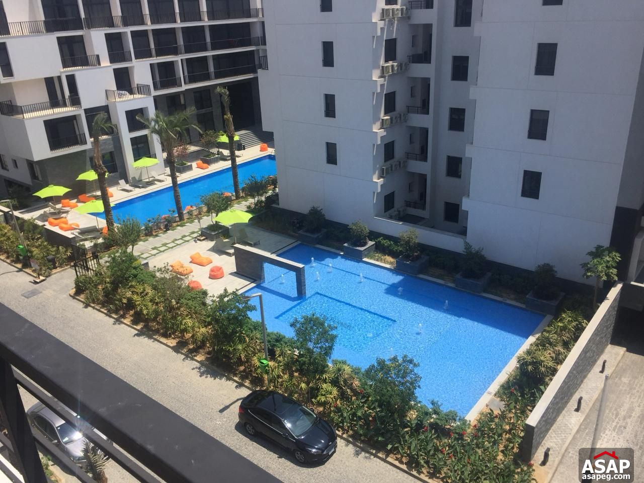 Modern Flat with Pool View for Rent in The WaterWay Modern Flat with Pool View for Rent in The WaterWay