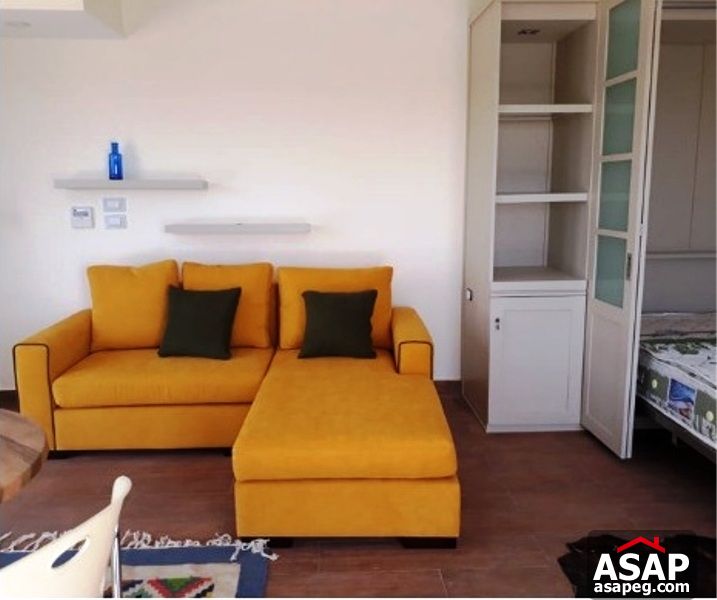 Studio with Roof for Rent in Eastown Studio with Roof for Rent in Eastown