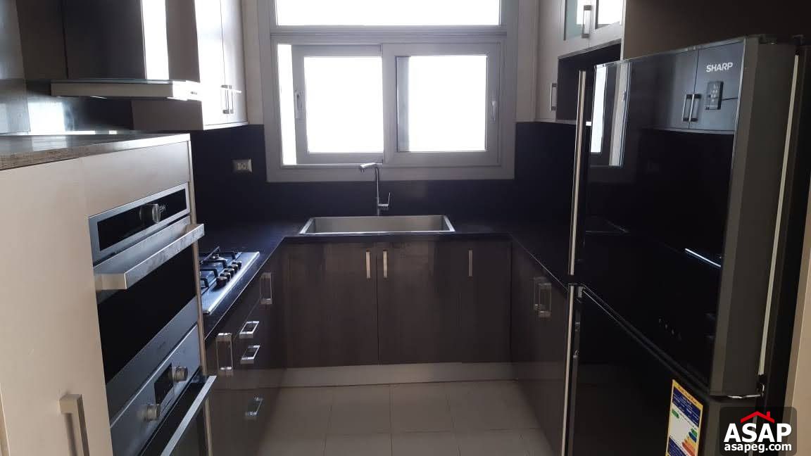 Studio for Sale in Village Gate