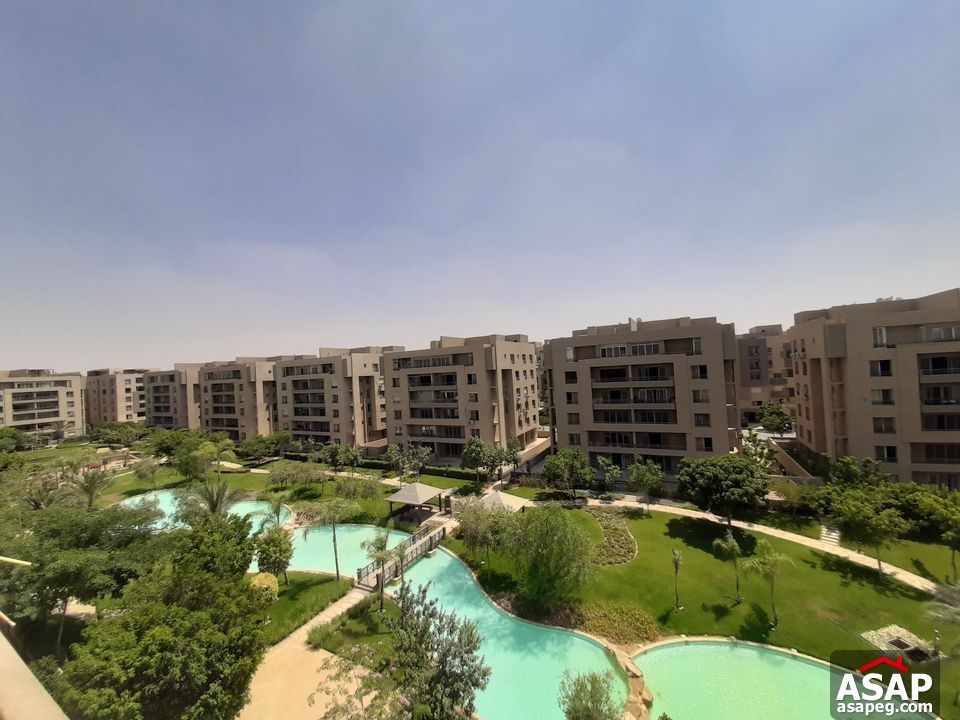 Apartment with Garden View for Rent in the Square Apartment with Garden View for Rent in the Square