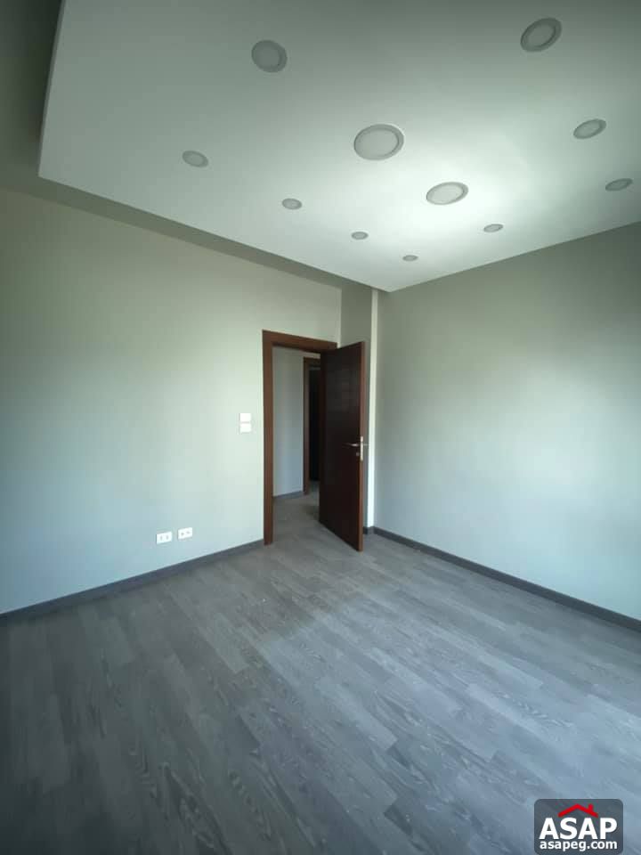 Apartment for Rent in Eastown Compound Apartment for Rent in Eastown Compound