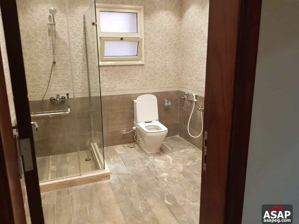 Town House for Rent in Les Rois Compound Town House for Rent in Les Rois Compound