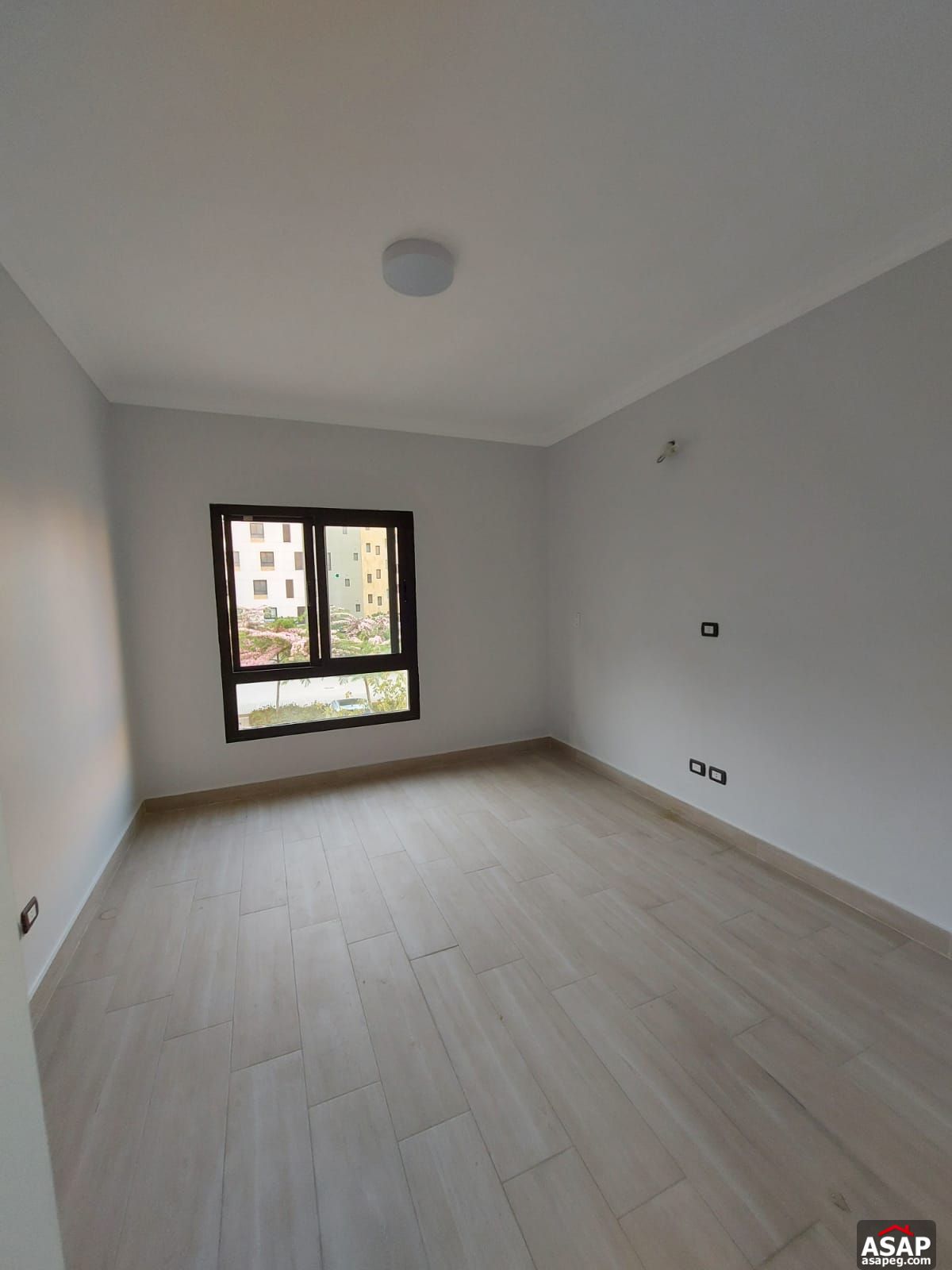 Semi Furnished Apartment for Rent in Eastown Semi Furnished Apartment for Rent in Eastown