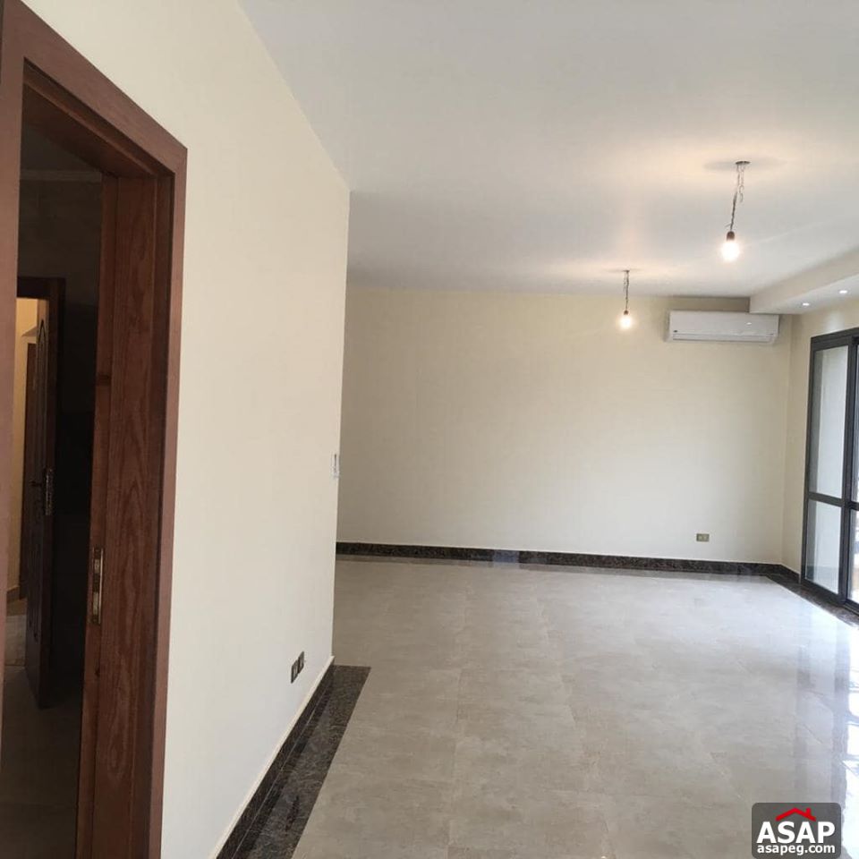 Duplex with Garden in Eastown for Rent Duplex with Garden in Eastown for Rent