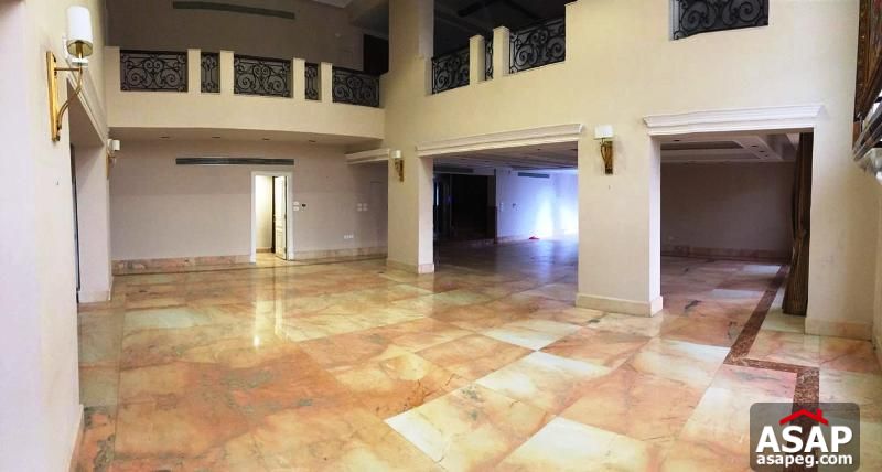 Villa with Private Pool in West Golf for Rent Villa with Private Pool in West Golf for Rent