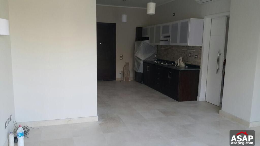 Studio with Garden for Sale in Village Gate Studio with Garden for Sale in Village Gate