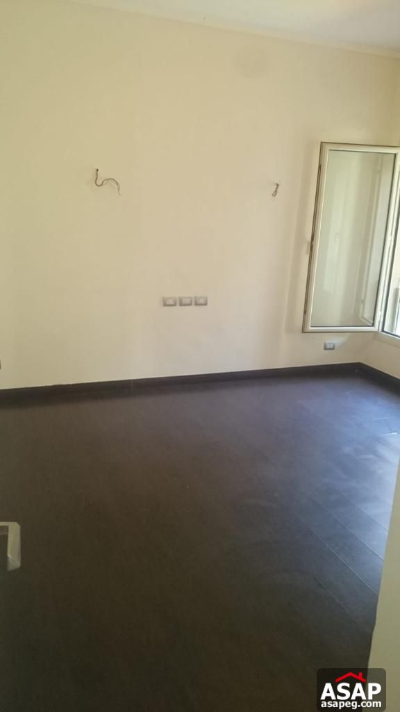 Fully Finished Apartment for Sale in the Village Fully Finished Apartment for Sale in the Village