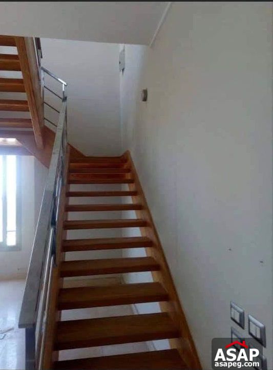 Semi Furnished and Air-conditioned Penthouse for Rent in Village Gate Palm Hills Semi Furnished and Air-conditioned Penthouse for Rent in Village Gate Palm Hills