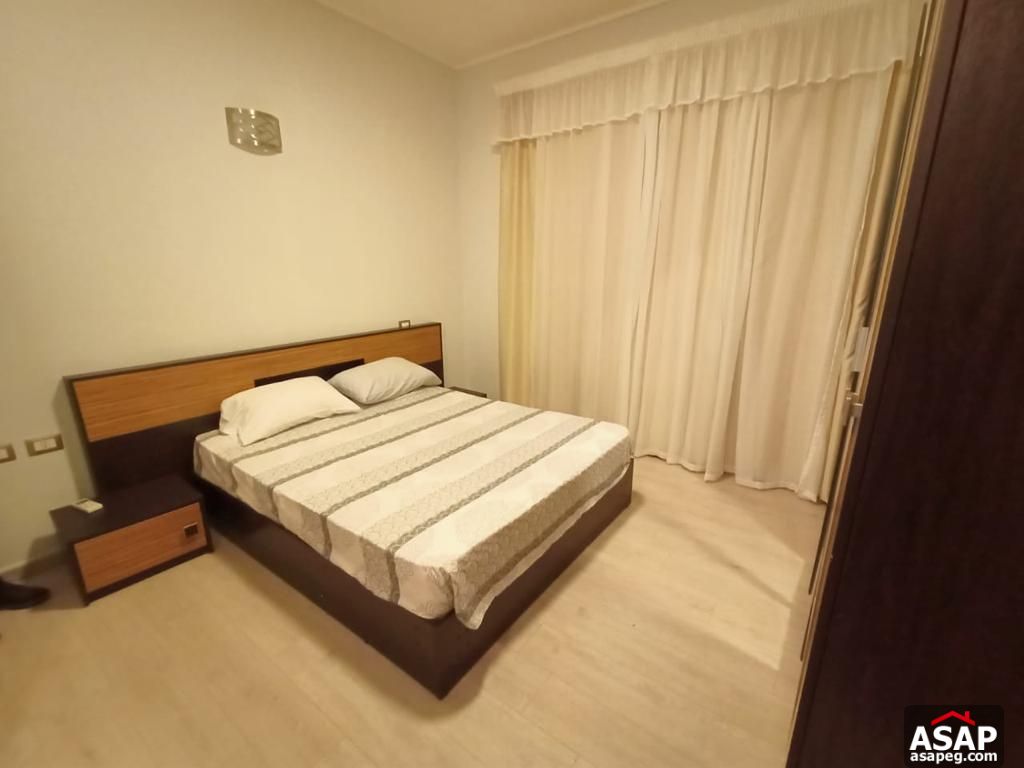 Apartment for Sale in Village Gate Palm Hills