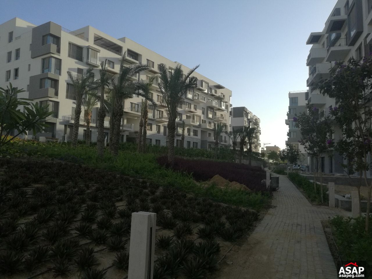 Semi Finished Apartment for Sale in Eastown