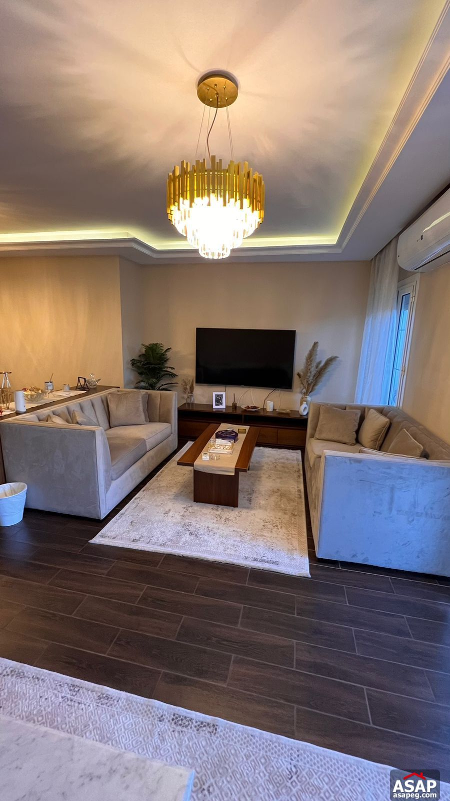 I Villa Garden for Sale in Mountain View Hyde Park