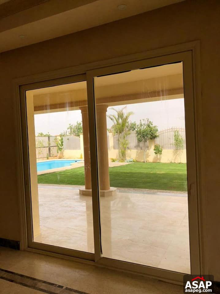 Villa with Pool for Rent in the Villa Compound