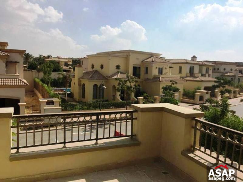 Villa with Big Garden in Uptown Cairo