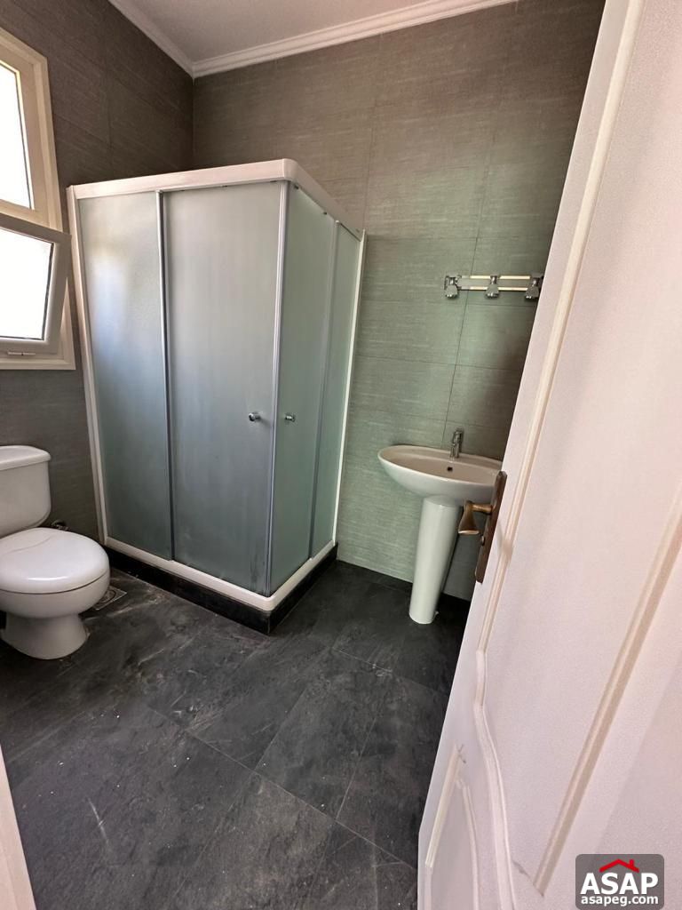 Villa for Rent in Royal Maxim Compound Villa for Rent in Royal Maxim Compound