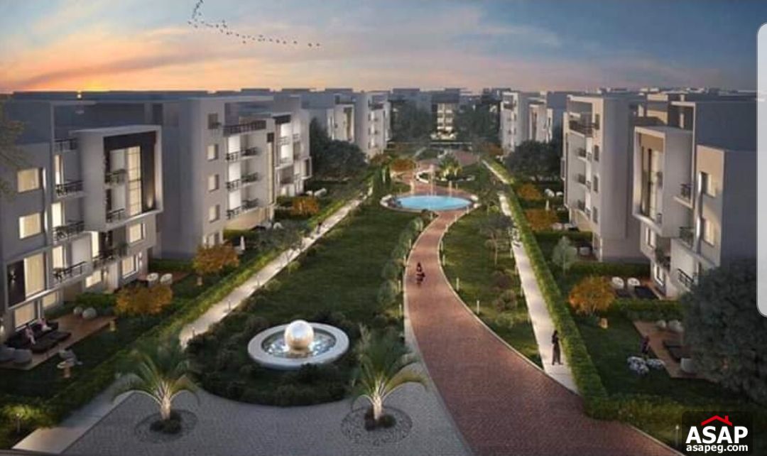 Penthouse for sale in Fifth square Almarasem New Cairo