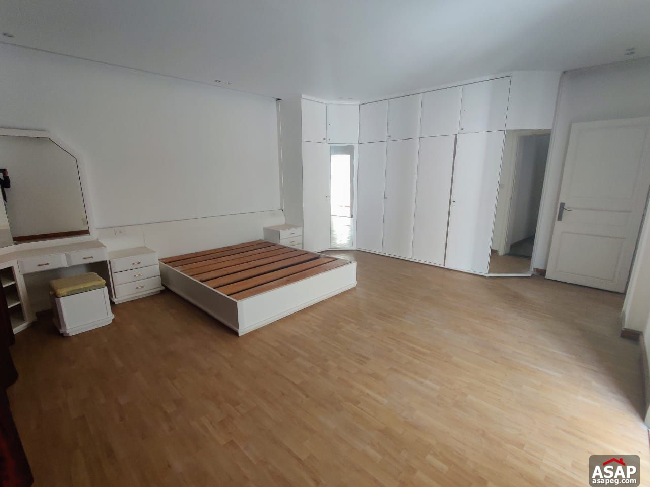 Apartment with Nile View for Rent in Zamalek Apartment with Nile View for Rent in Zamalek