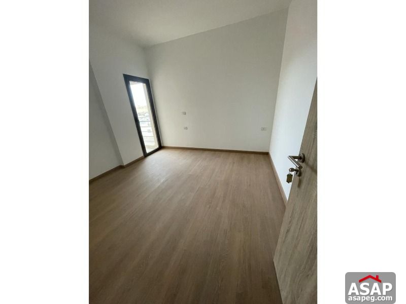 Ground Floor for Sale in Fifth Square Ground Floor for Sale in Fifth Square