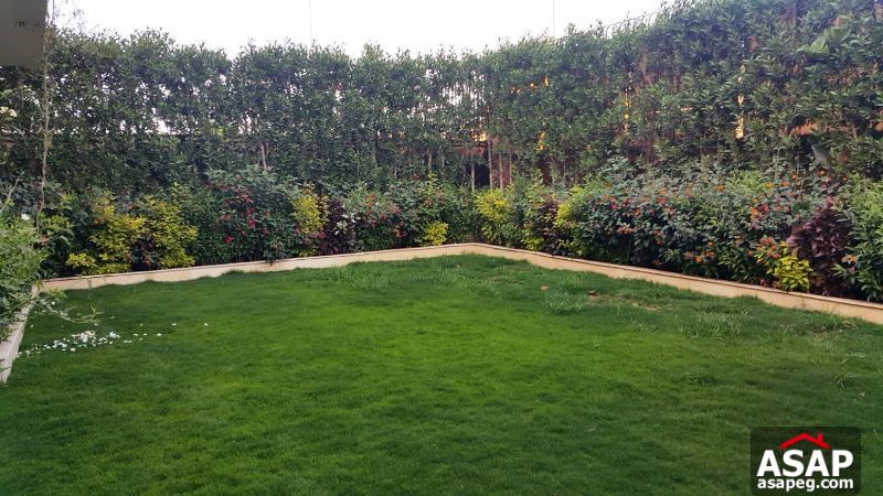 Villa with Garden for Rent in Allegria Villa with Garden for Rent in Allegria