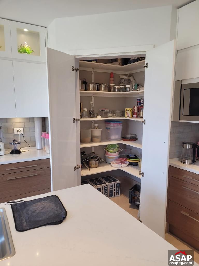 Triplex for Rent in Eastown Sodic Triplex for Rent in Eastown Sodic