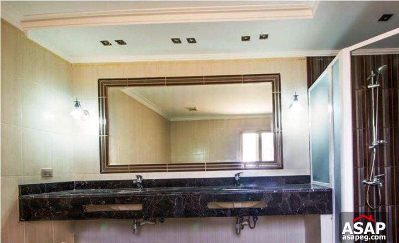 Villa for Rent in Marina City