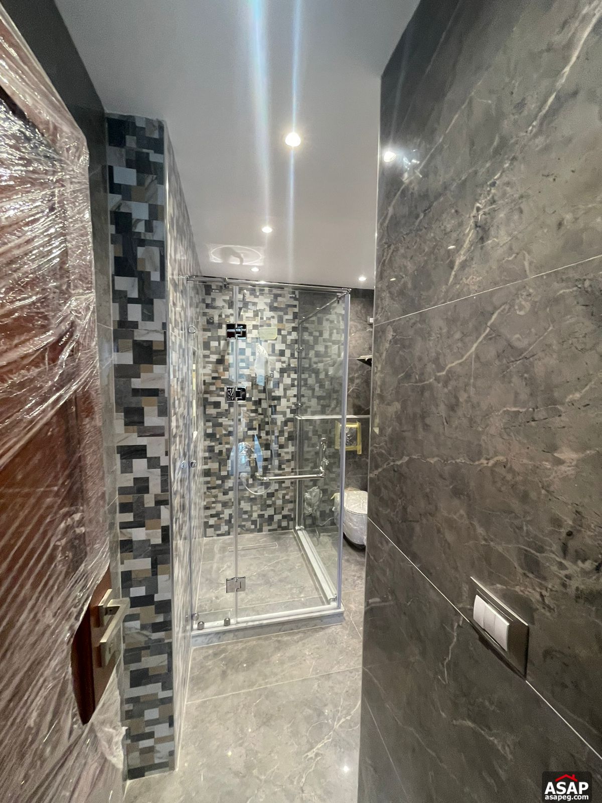 Duplex with Garden for Rent in Eastown Sodic