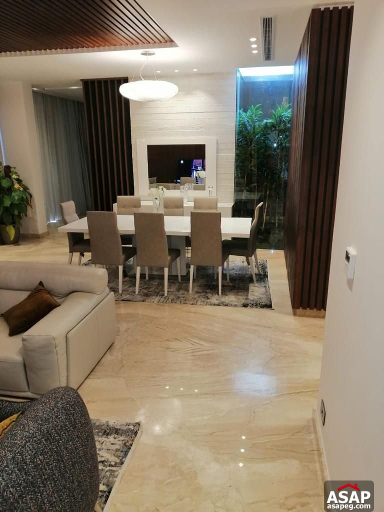 Apartment with Private Garden in the WaterWay for Rent